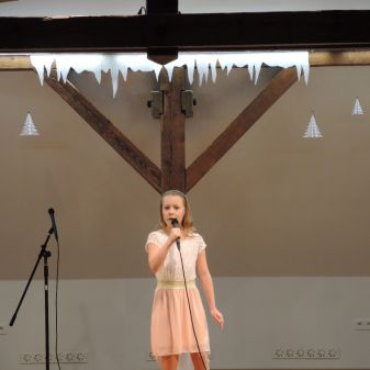 Vánoční pěvecké vystoupení žáků třídy Jany Borkové, 7. 12. 2016