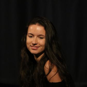 Svět pohádek - vystoupení TO a žáků pěvecké třídy L. Honzlové, 12. 12. 2016