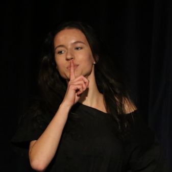 Svět pohádek - vystoupení TO a žáků pěvecké třídy L. Honzlové, 12. 12. 2016