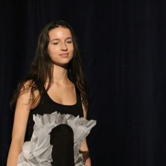 Svět pohádek - vystoupení TO a žáků pěvecké třídy L. Honzlové, 12. 12. 2016