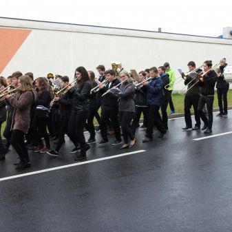 Dechový orchestr mladých a mažoretky ZUŠ - pochod městem k 80.výročí Gymnázia Humpolec, 16. 9. 2017