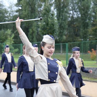 Dechový orchestr mladých a mažoretky ZUŠ - pochod městem k 80.výročí Gymnázia Humpolec, 16. 9. 2017