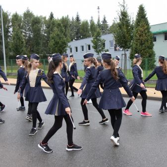 Dechový orchestr mladých a mažoretky ZUŠ - pochod městem k 80.výročí Gymnázia Humpolec, 16. 9. 2017