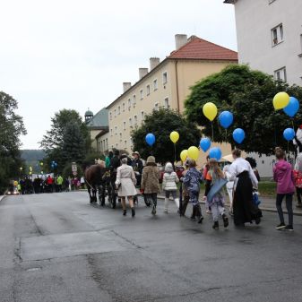 Dechový orchestr mladých a mažoretky ZUŠ - pochod městem k 80.výročí Gymnázia Humpolec, 16. 9. 2017