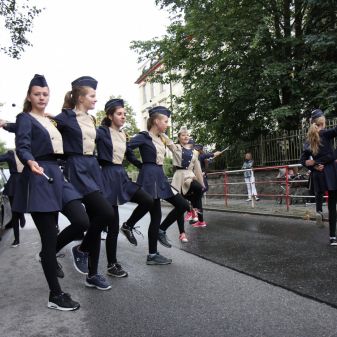 Dechový orchestr mladých a mažoretky ZUŠ - pochod městem k 80.výročí Gymnázia Humpolec, 16. 9. 2017