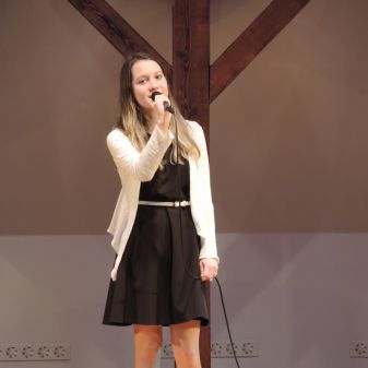 Třídní pěvecká vystoupení žáků Jany Borkové, duben 2016