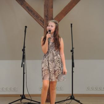 Třídní pěvecká vystoupení žáků Jany Borkové, duben 2016