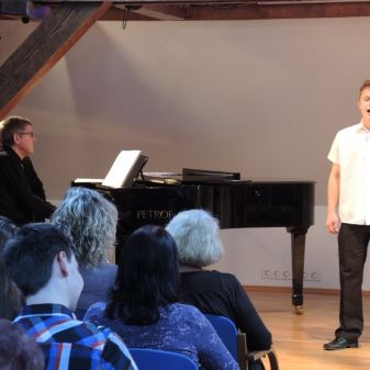 Absolventský koncert žáků J. Borkové a B. Petroviće, 27. 4. 2016