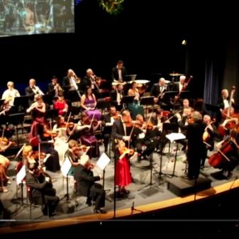 Žáci ZUŠ jako sólisté na Vánočním koncertě Filharmonie G. Mahlera