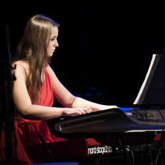 Galakoncert k 75. výročí ZUŠ, 9. 11. 2021, Divadlo Za komínem