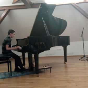 Klavírní večírek č. 4, 10. 4. 2017