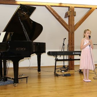 Klavírní večírek č. 5, 23. 5. 2017