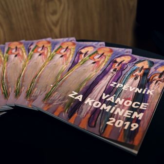 Benefiční akce Vánoce Za komínem