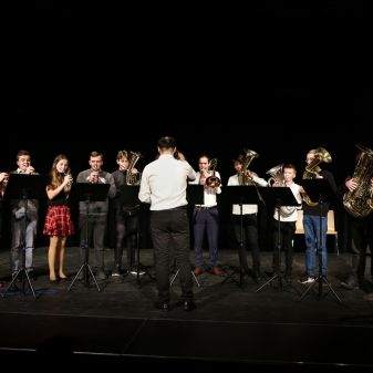 Benefiční akce Vánoce Za komínem