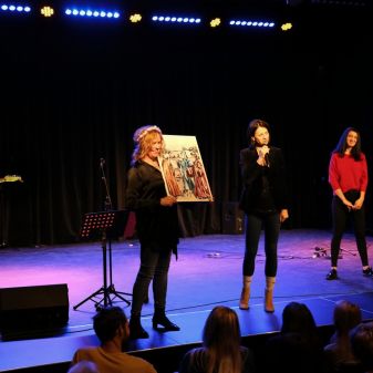 Benefiční akce Vánoce Za komínem