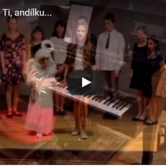 Vánoční koncert žáků ze třídy Petry Kopecké - video