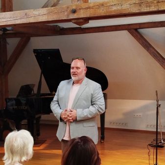 Absolventský koncert žáků různých tříd